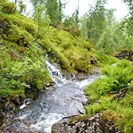 Feriehus Waterfalls - Norway Mountain & Traveller Award Winner! *