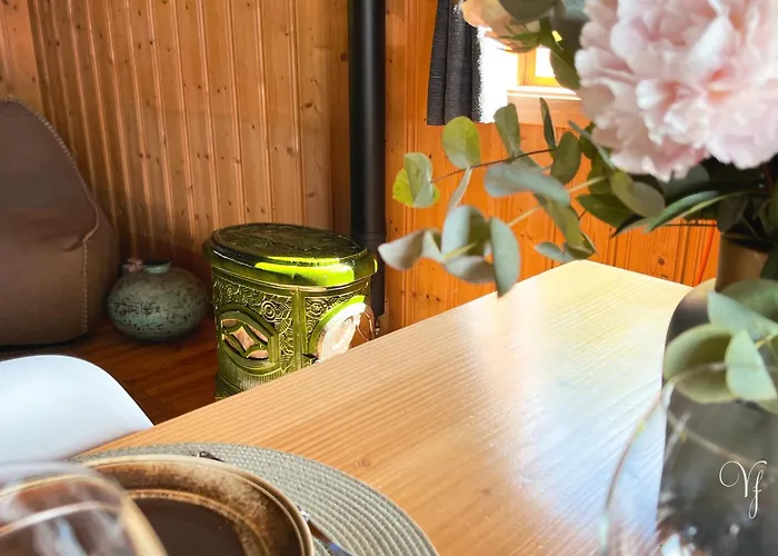 Waterfalls - Norway Mountain & Traveller Award Winner! Ferienhaus *